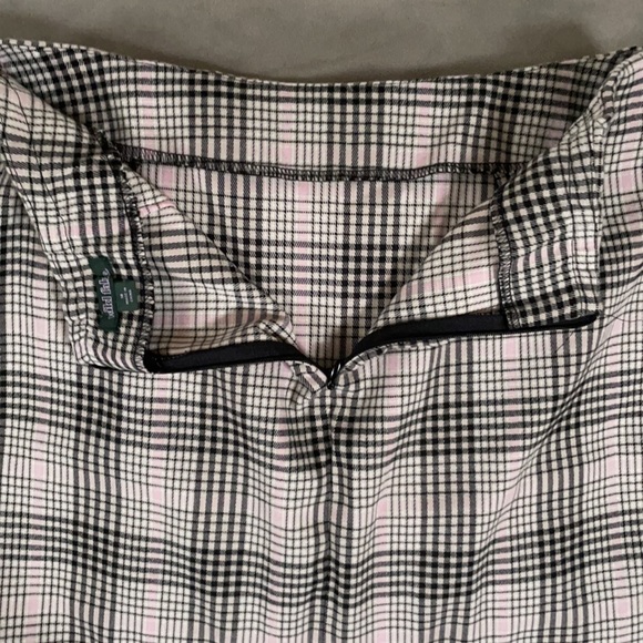 ๐ SUSTAINABLE FASHION ๐ Sport your impeccable style in an eco-friendly way - Picture 3 of 8